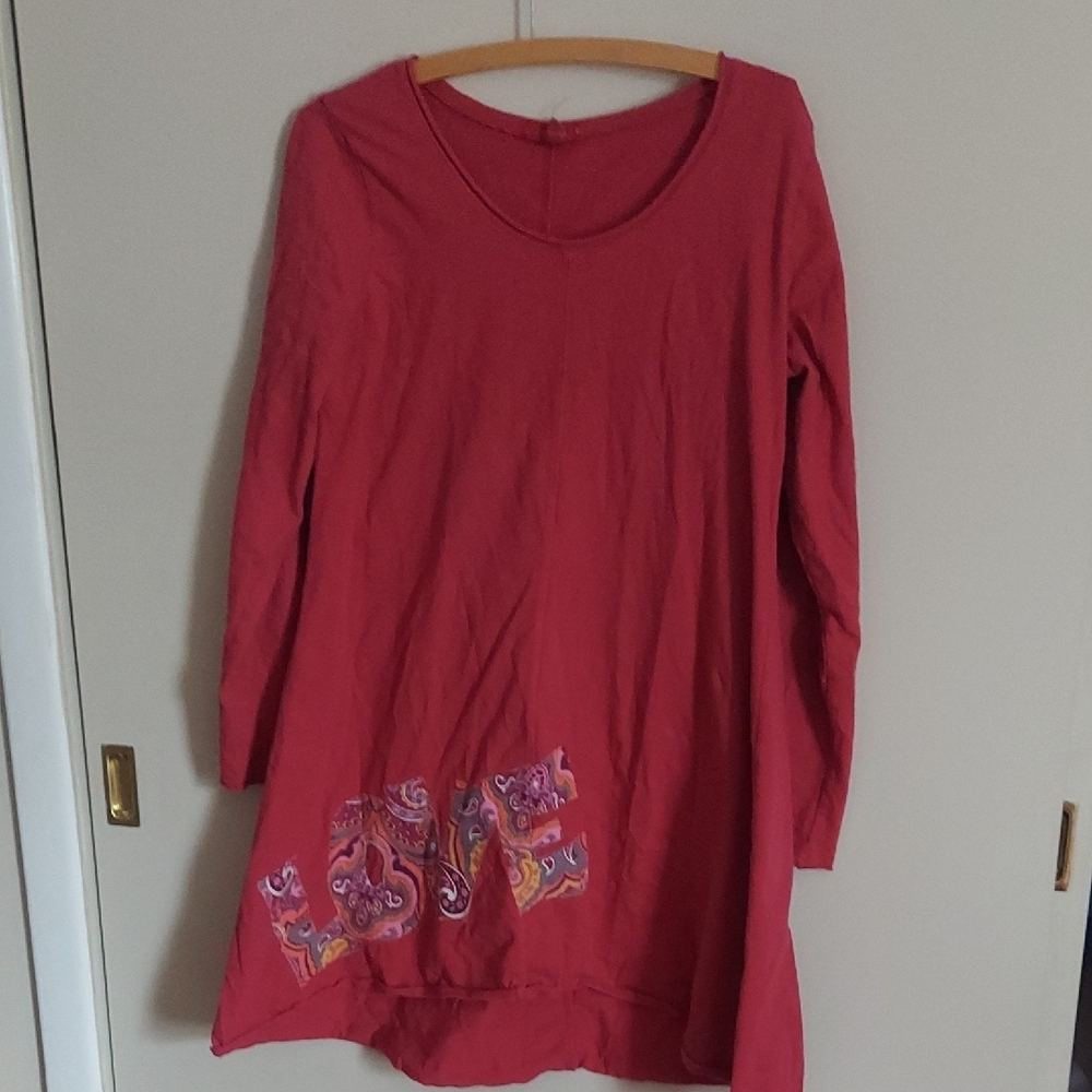 Women's Red Long Sleeve Top